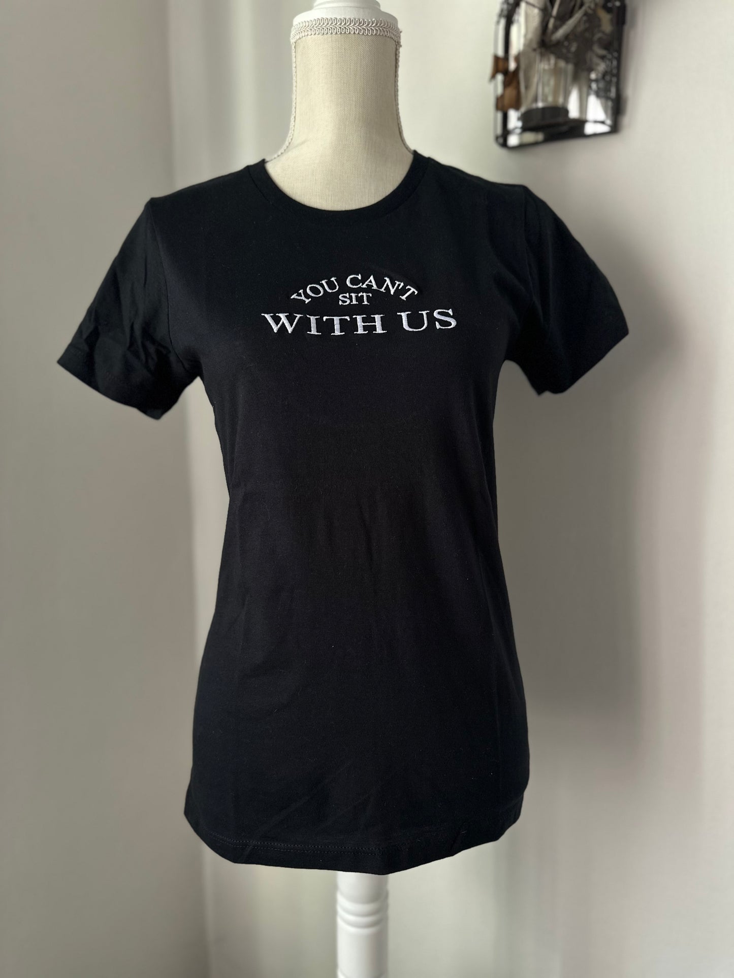 Mean Girls Collection T-Shirt - You Can’t Sit With Us 🖤