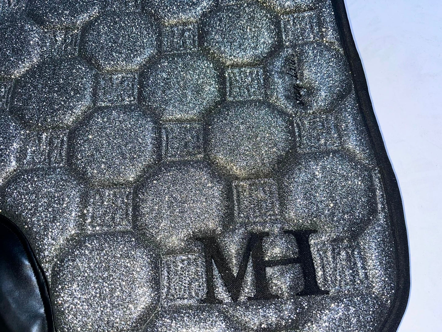 ELŐRENDELÉS - Glitter Saddlepad Szett - stay diva.🩶🖤