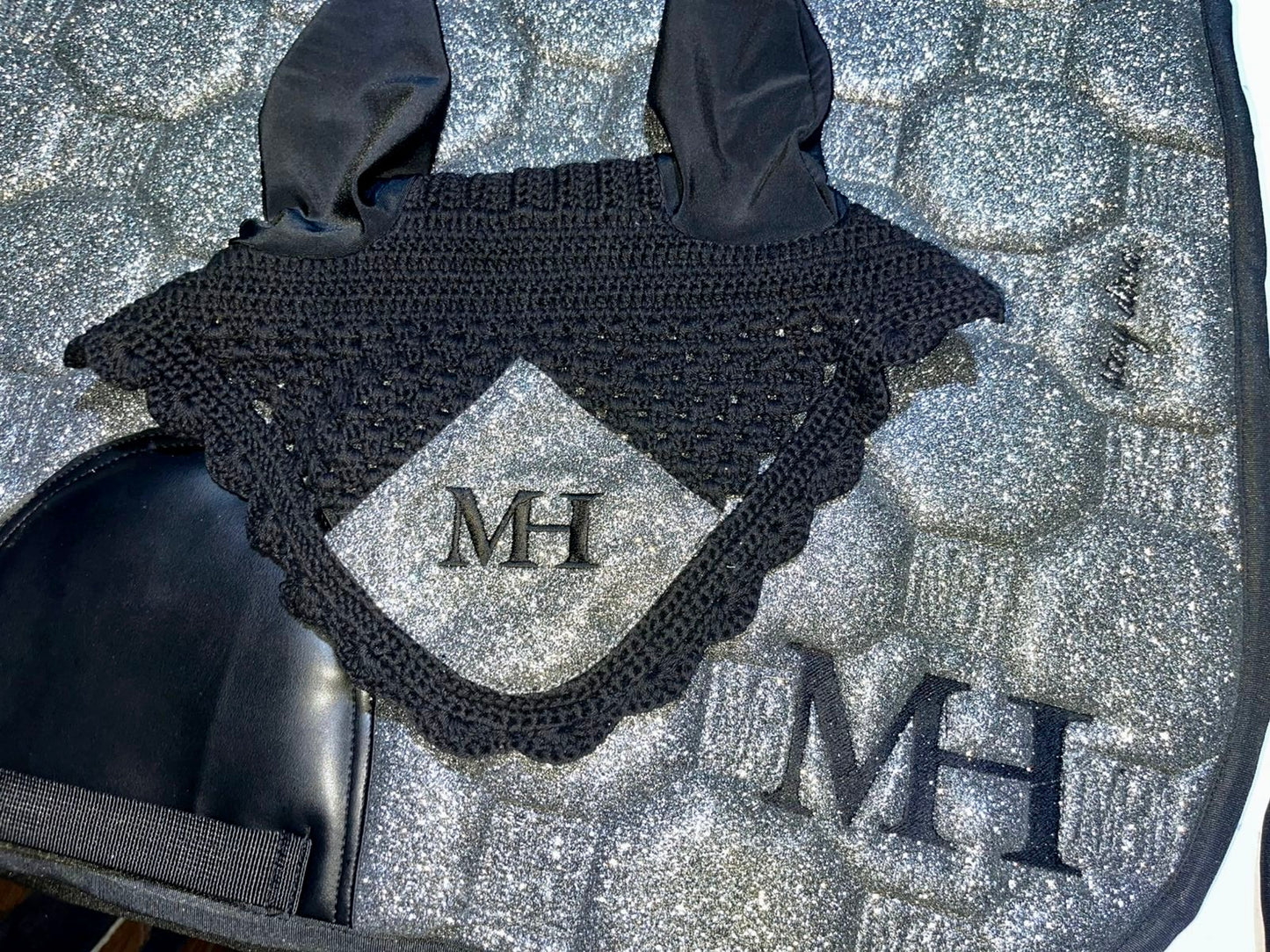 ELŐRENDELÉS - Glitter Saddlepad Szett - stay diva.🩶🖤