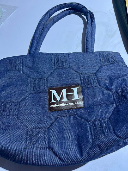 Hamarosan érkezik - Steppelt válltáska - Denim Summer 👖🌞