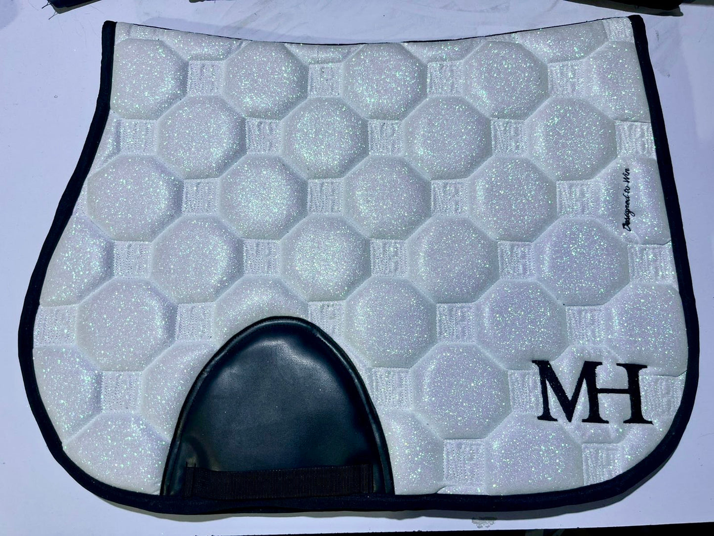 Hamarosan érkezik - Glitter UGRÓ Szett - Designed to Win 🤍🏆