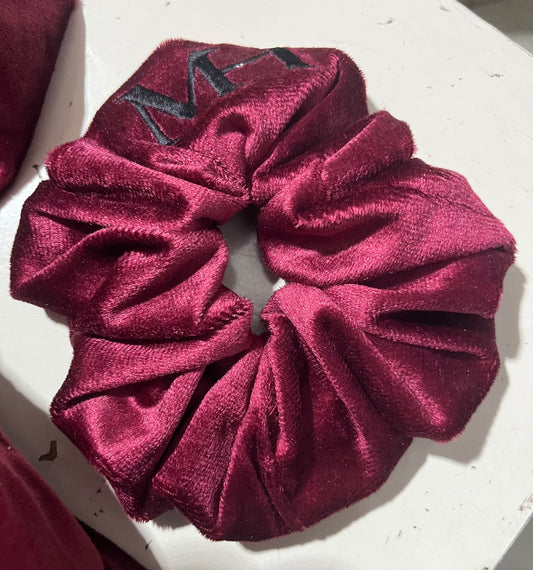 Előrendelés - Velvet Scrunchie - It’s Britney B💅🏼