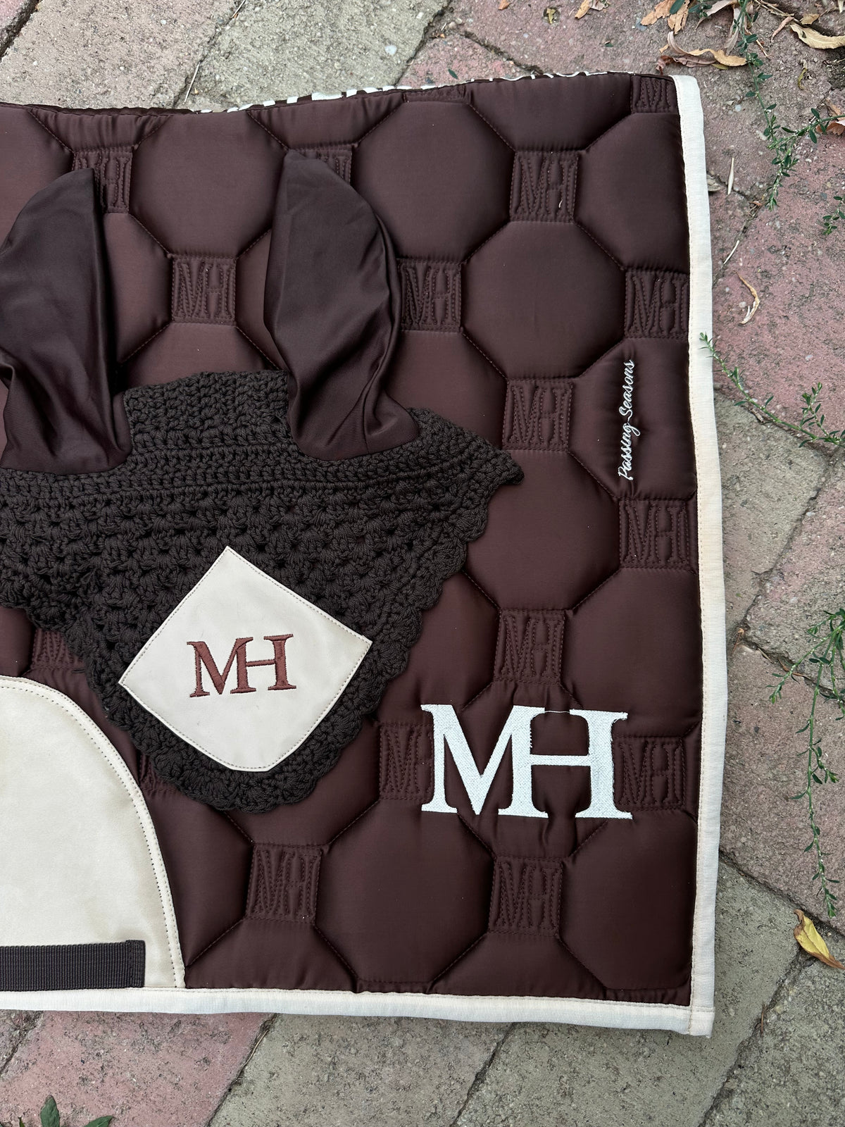 Passing Seasons - Satin Saddlepad SET DÍJLOVAS🤎🍂